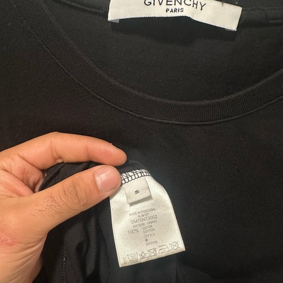 Givenchy Black Men's T-Shirt - Picture 3 of 5